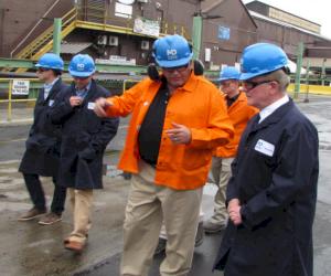 Congressman Leonard Lance visits McWane Ductile New Jersey